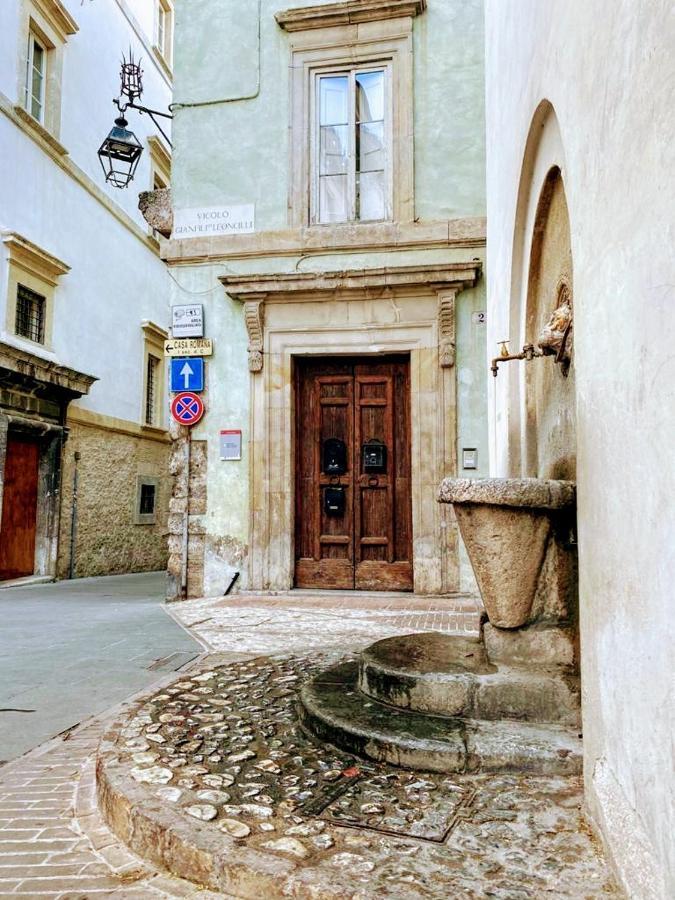 Montella 2 Spoleto Exterior foto